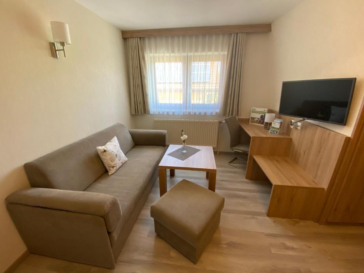 Privatzimmer Und Ferienwohnungen Leeb Persenbeug Εξωτερικό φωτογραφία