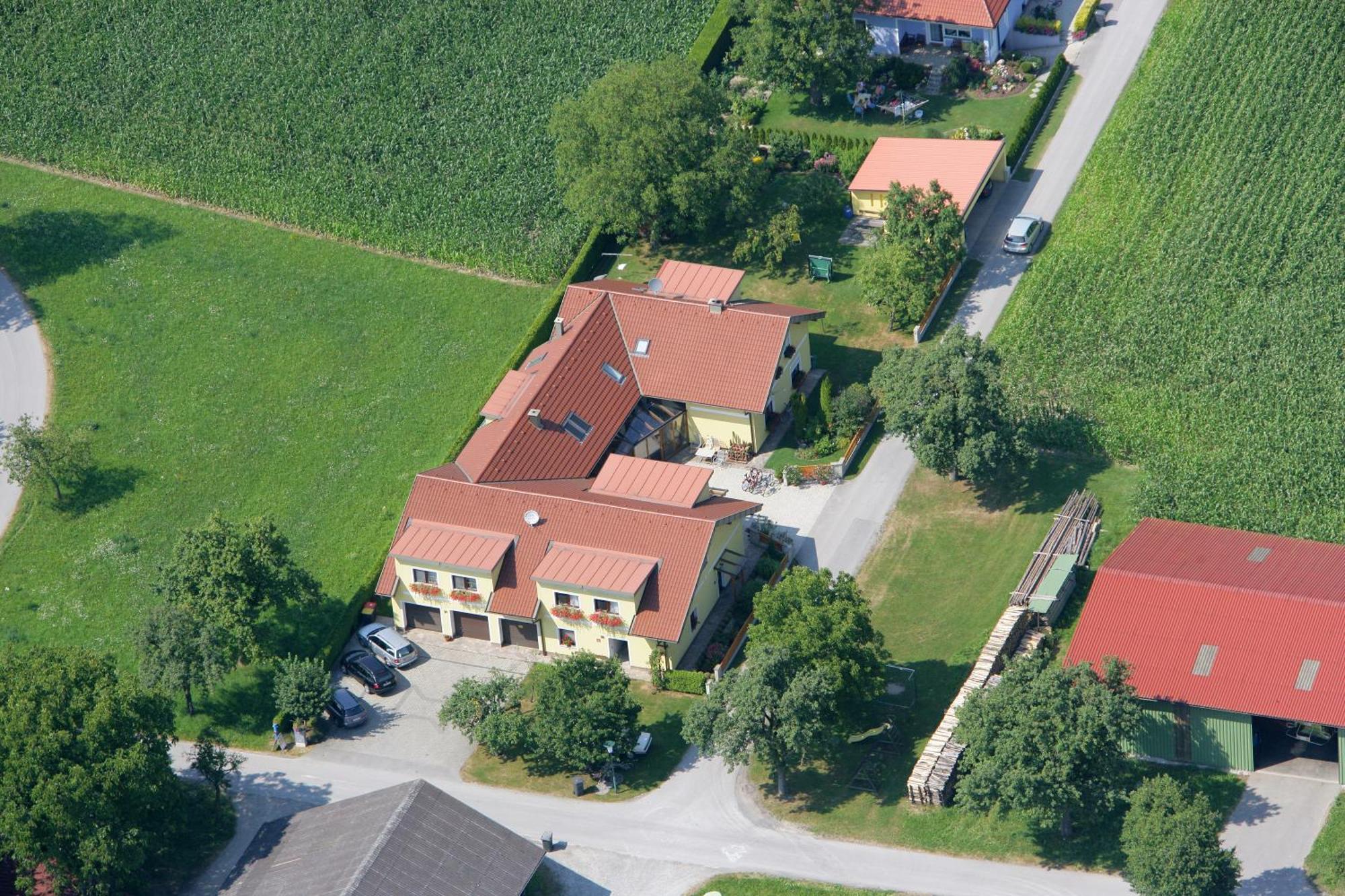 Privatzimmer Und Ferienwohnungen Leeb Persenbeug Εξωτερικό φωτογραφία